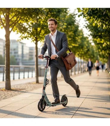 SPORTNOW Foldable Kick Scooter with Height Adjustable Handlebar, One-click Folding Adult Scooters with 200 mm Big Wheels, Silver Tone