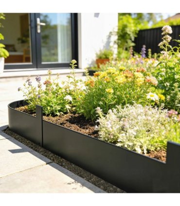 Outsunny 5pcs Garden Fence, Metal Picket Fence Panels, 102x20cm, Black