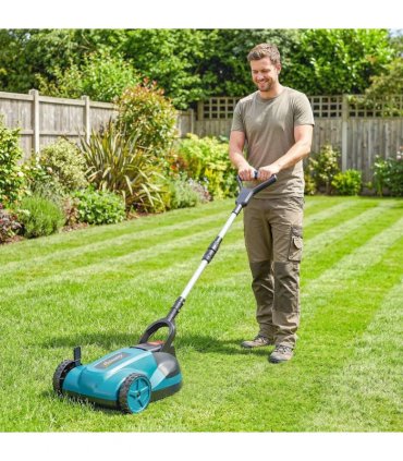 Outsunny 18V Cordless Lawnmower with 2 x 4Ah Batteries & Charger, Battery Lawn Mower with 21cm Cutting Width, 3 Cutting Heights