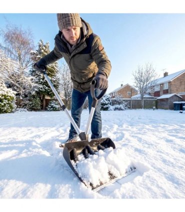 Outsunny Heavy-Duty Snow Shovel with Assist Handle, Portable Snow Pusher with 45cm Wide Blade, Detachable Aluminium Handle