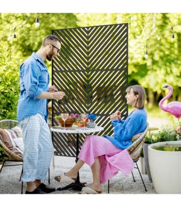 Outsunny 6.5FT Decorative Outdoor Divider, Metal Privacy Screen with Stand, Triangle Style, Black