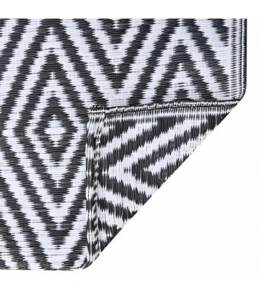 vidaXL Outdoor Carpet ARAKIL White and Black 120x180 cm PP